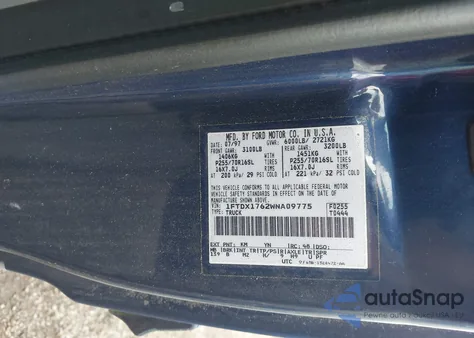 1998 Ford F-150 Lariat/Standard/Xl/Xlt from USA, damaged, VIN 1FTDX1762WNA09775